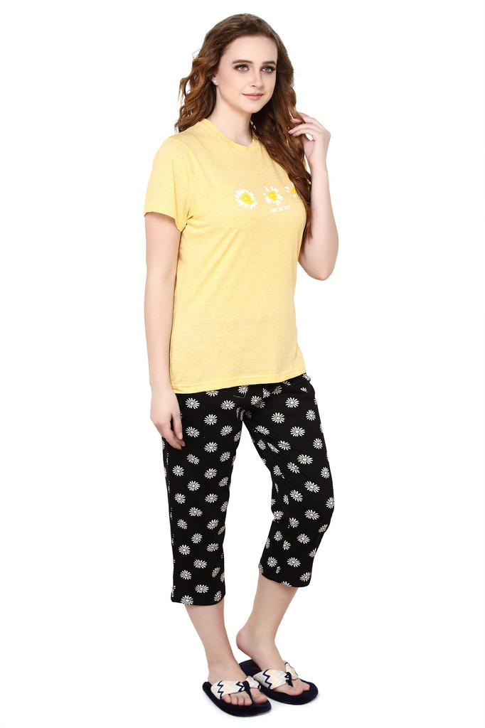 evolove Buttercup Round Neck Flower print Women's (Capri set), (Yellow &amp; Black)