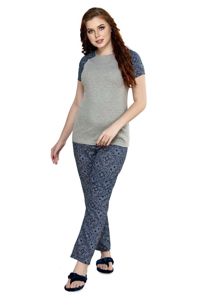 evolove Women's Knitted Midnight sack Print crop top &amp; Plain Pajama Night suit (Pajama Set)  